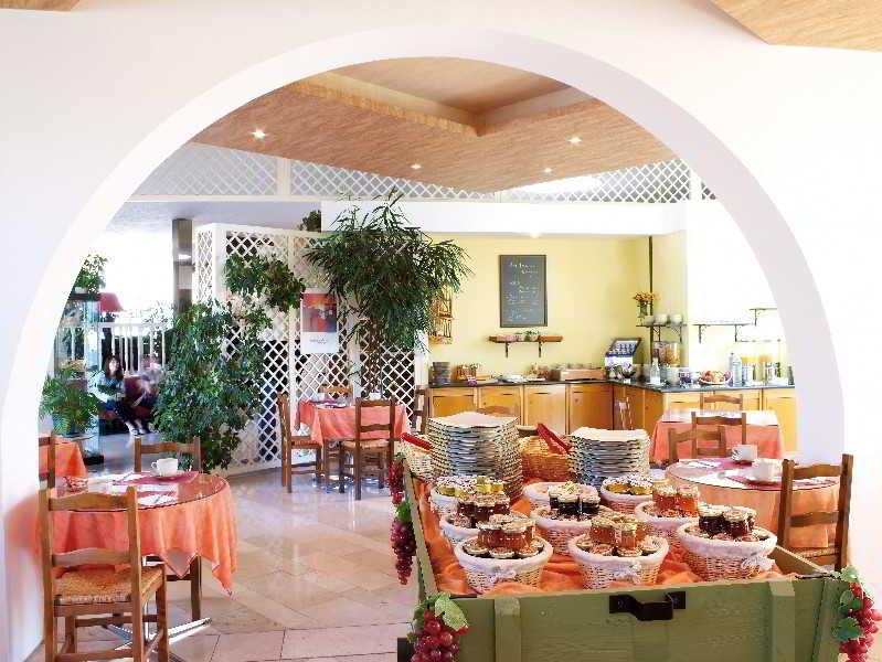 Inter-Hotel La Closerie Beaune Бон Экстерьер фото