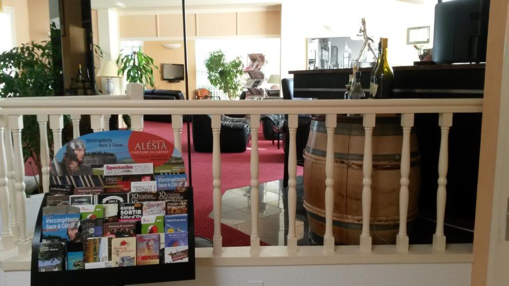 Inter-Hotel La Closerie Beaune Бон Экстерьер фото